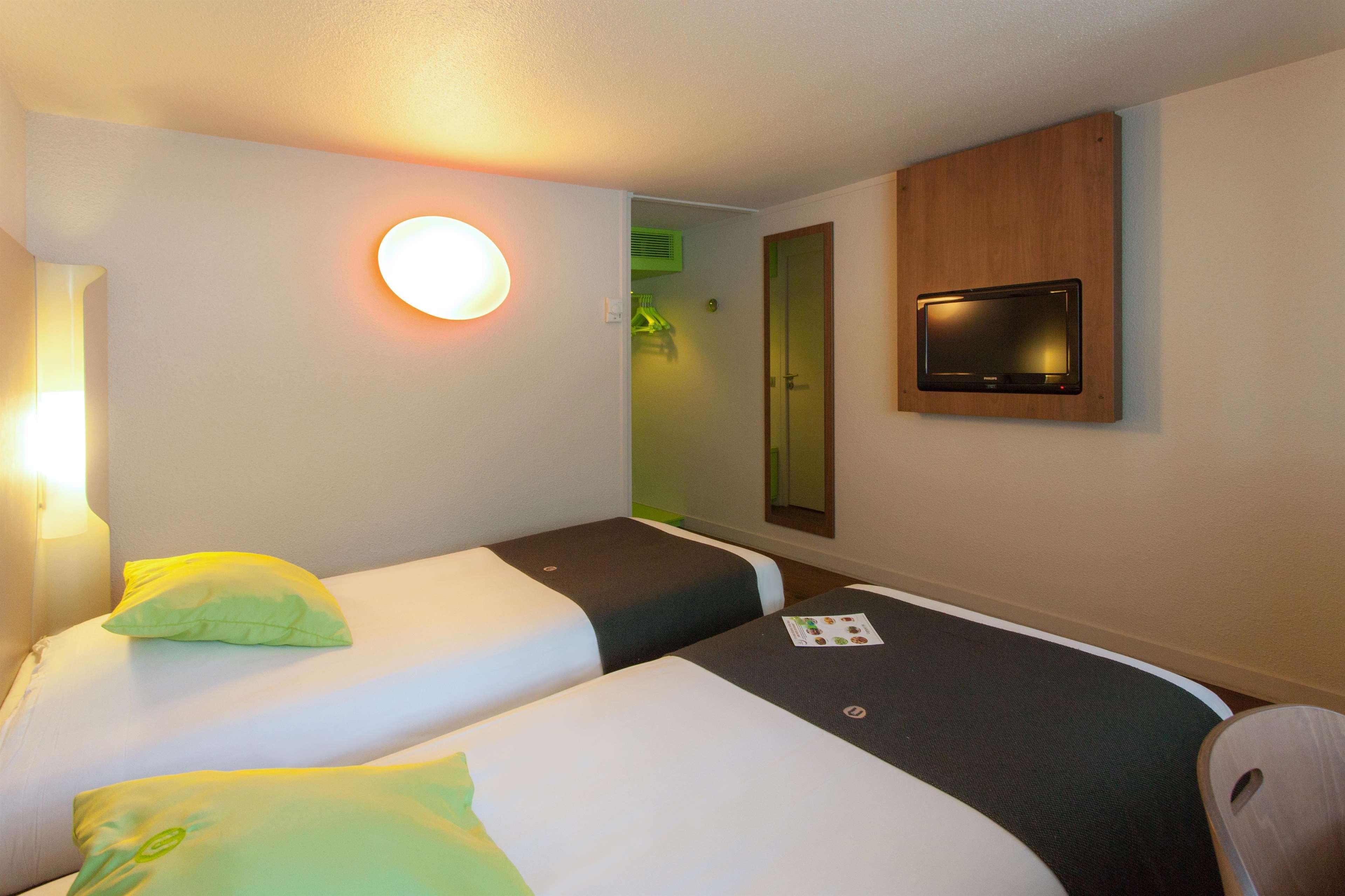 Hotel Campanile Tours Sud ~ Joué-lés-Tours Zewnętrze zdjęcie