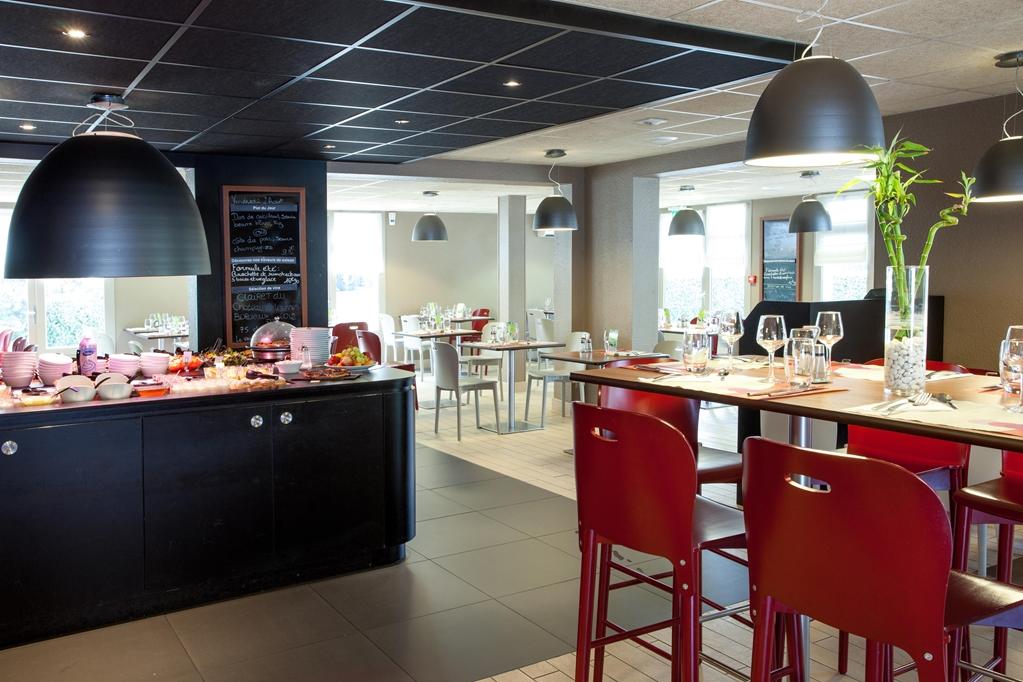 Hotel Campanile Tours Sud ~ Joué-lés-Tours Zewnętrze zdjęcie